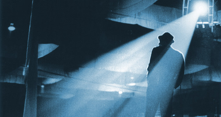 sinatra-spotlight3.jpg